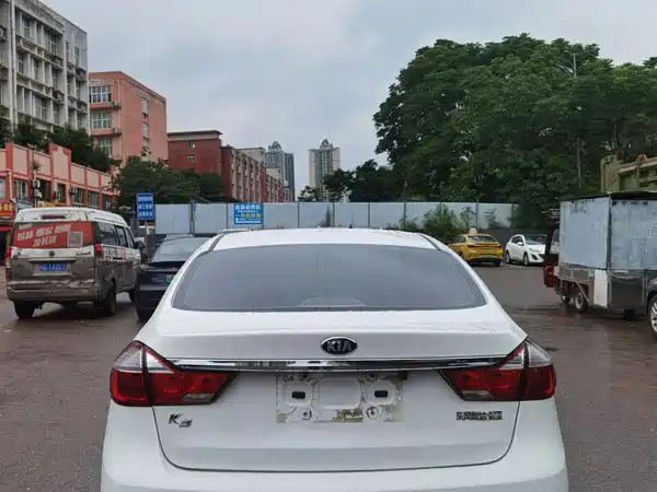 Kia K3 2016