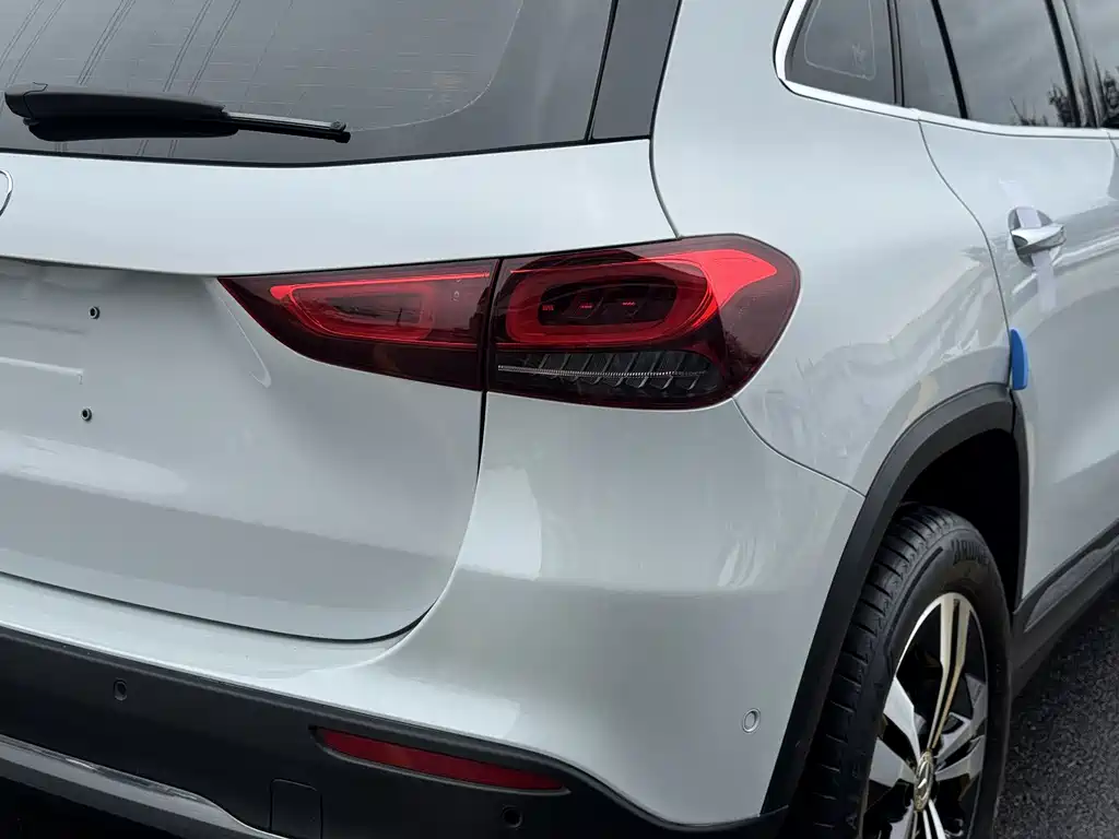 Mercedes-Benz GLA 2021 — фото 10