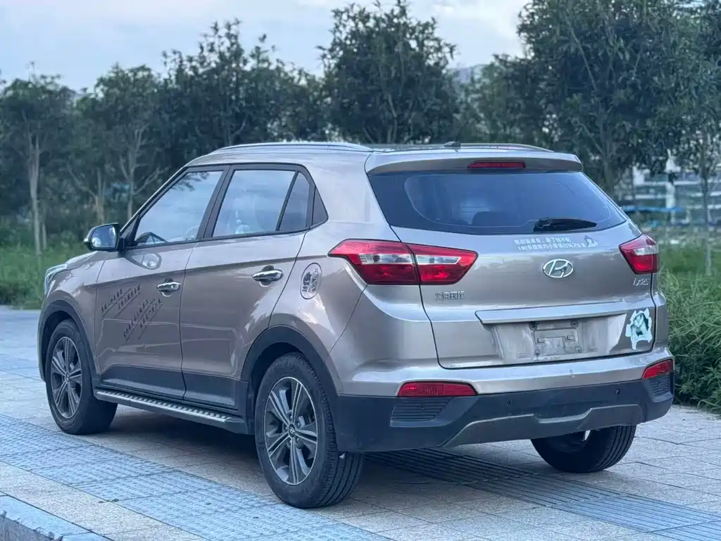 Hyundai ix25 2016 — фото 10