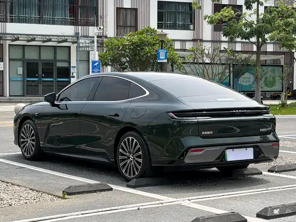 Geely Galaxy Starshine 8 2025