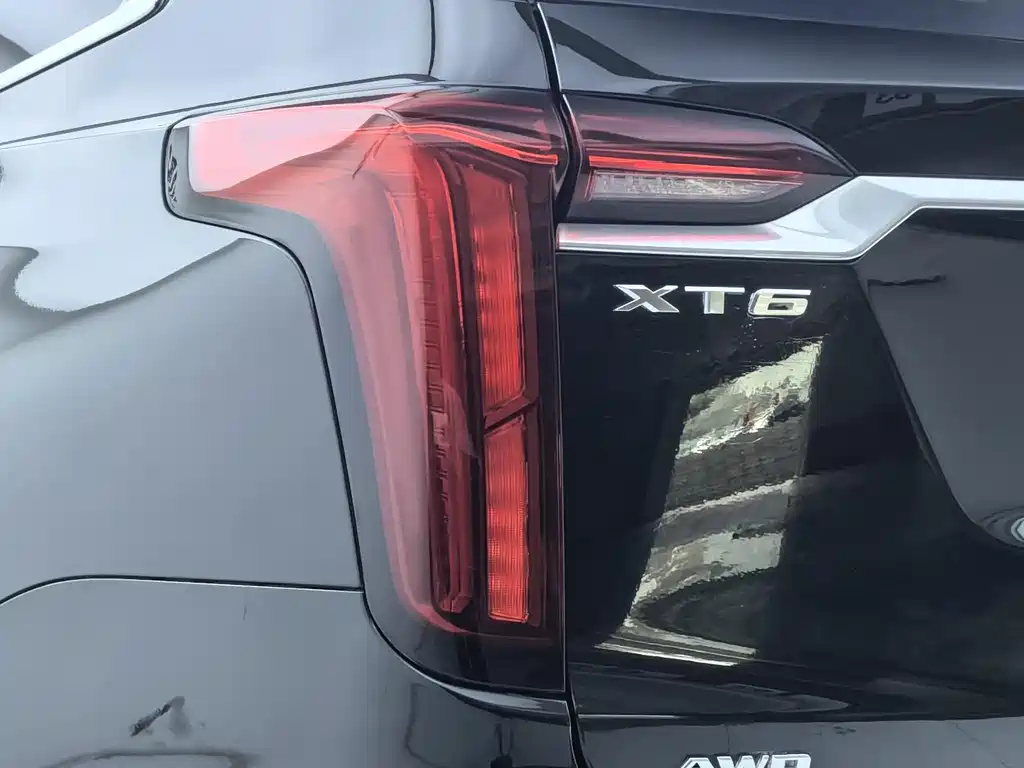 Cadillac XT6 2021 — фото 30