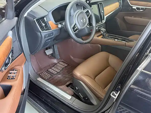 Volvo S90 2018