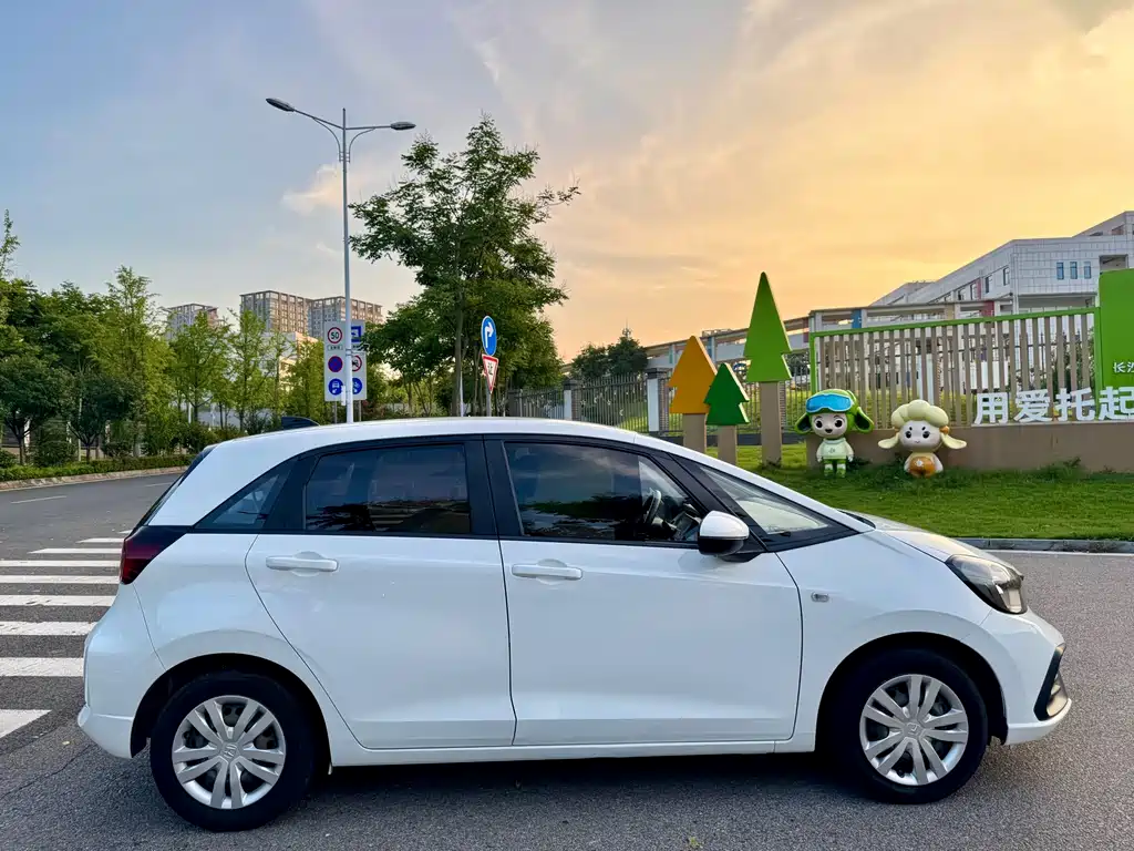 Honda Fit 2023 — фото 12