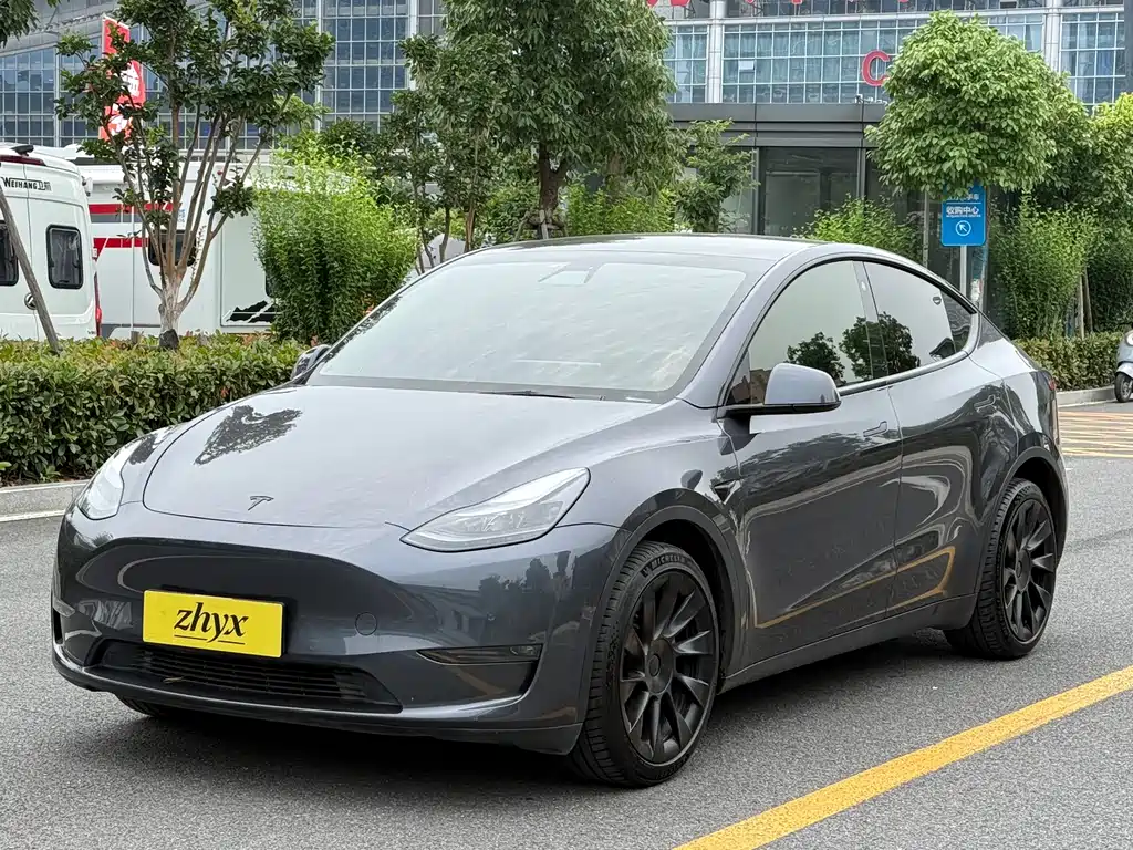 Tesla Model Y 2022 — фото 1