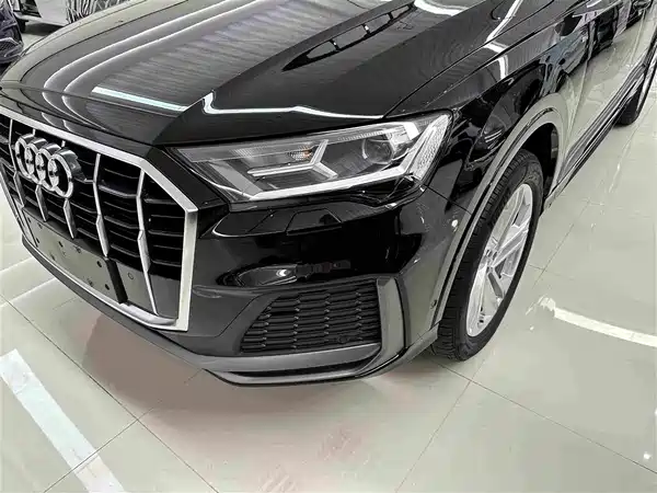 Audi Q7 2023