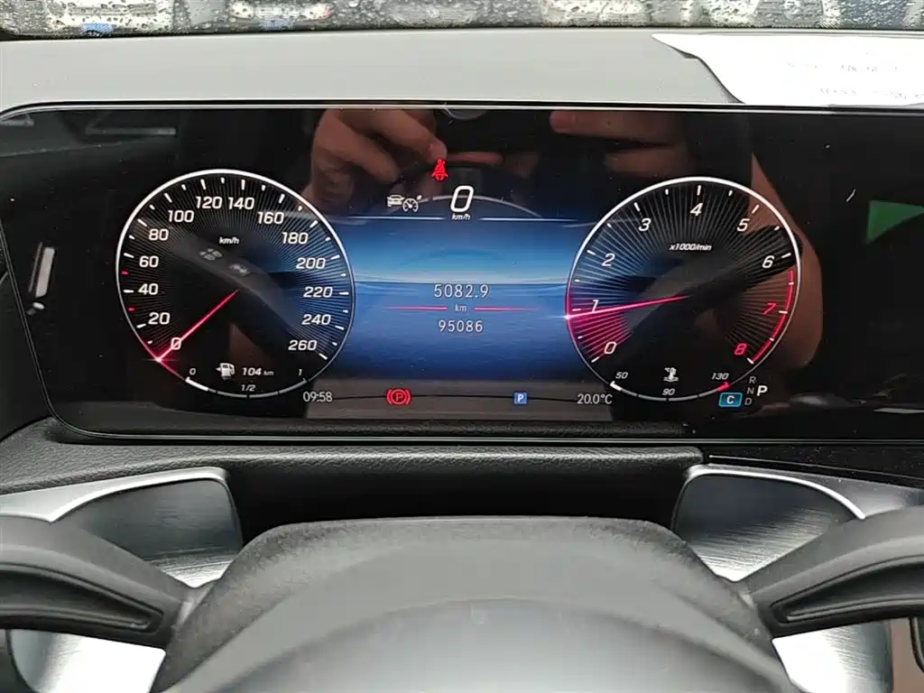 Mercedes-Benz GLB 2023 — фото 12