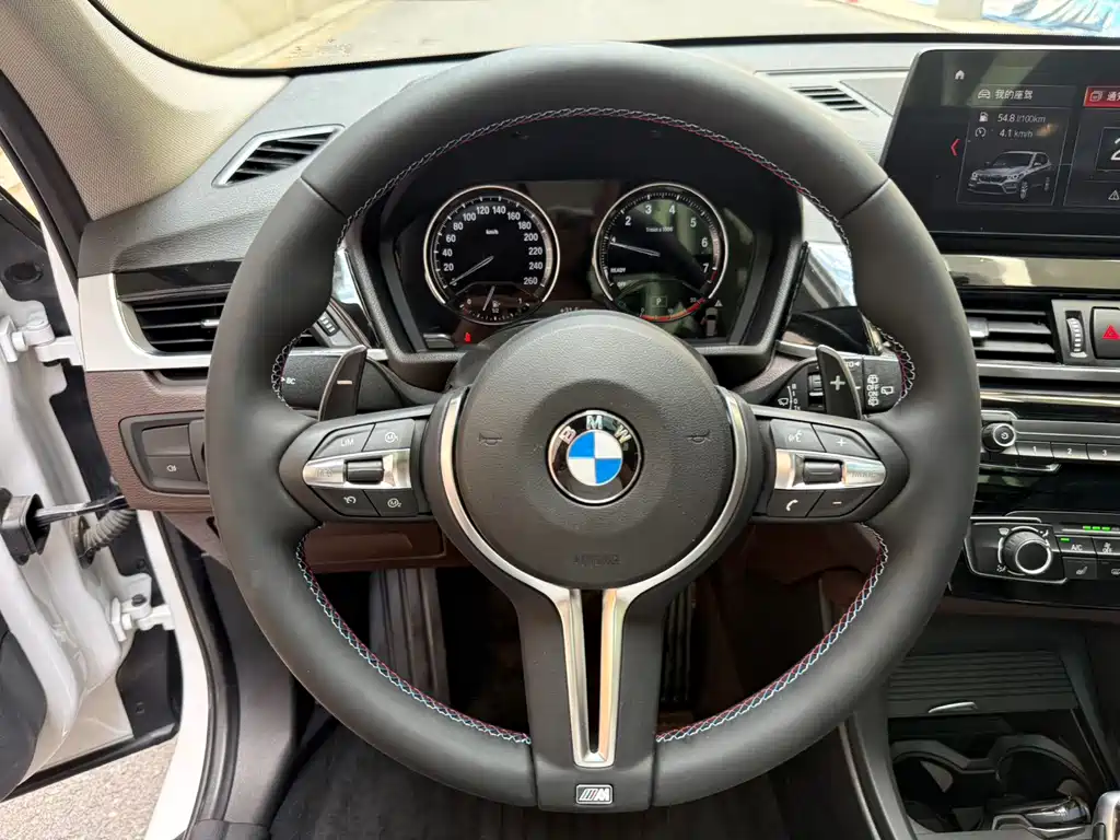 BMW X1 2022 — фото 11