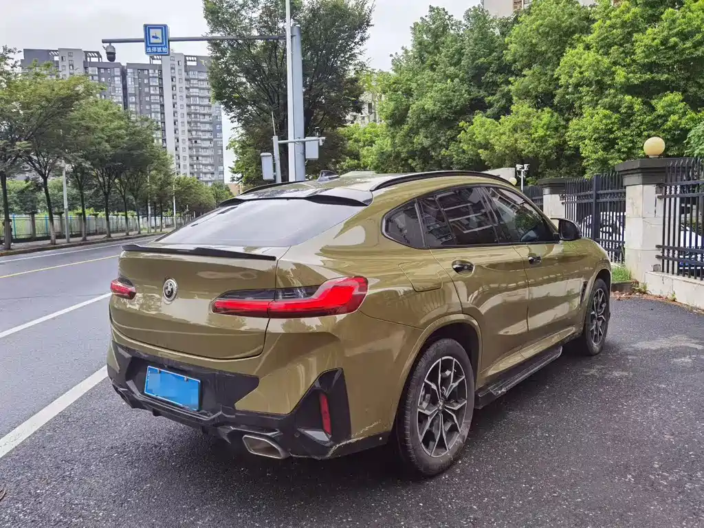 BMW X4 2023 — фото 4
