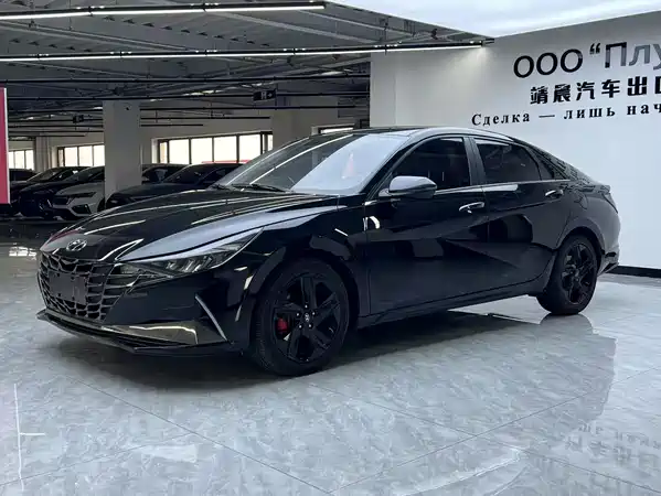 Hyundai Elantra 2023