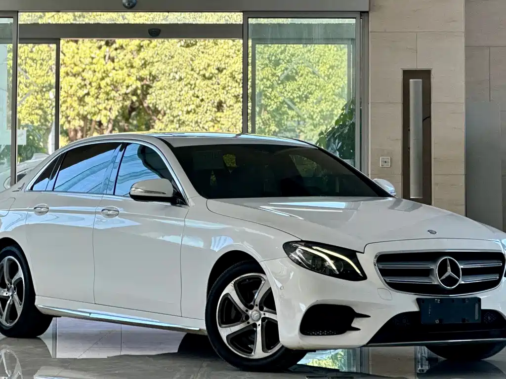 Mercedes-Benz E-Class 2017 — фото 3