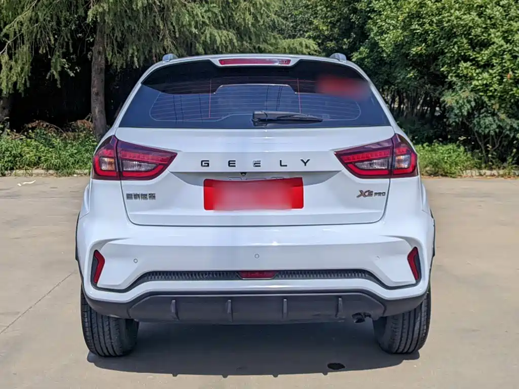 Geely Vision X3 2022