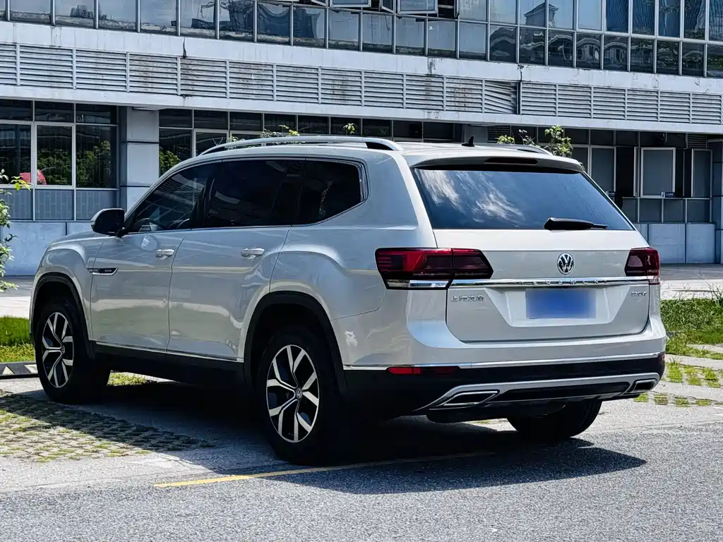 Volkswagen Teramont 2018 — фото 17