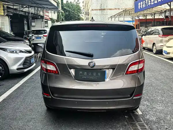 Buick GL8 2013