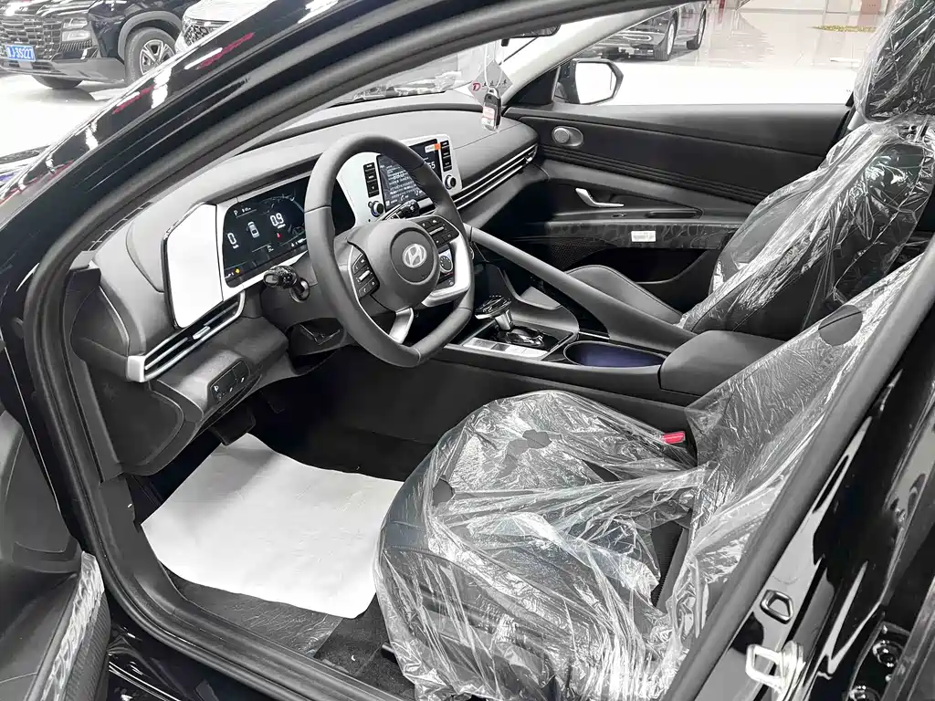 Hyundai Elantra 2026