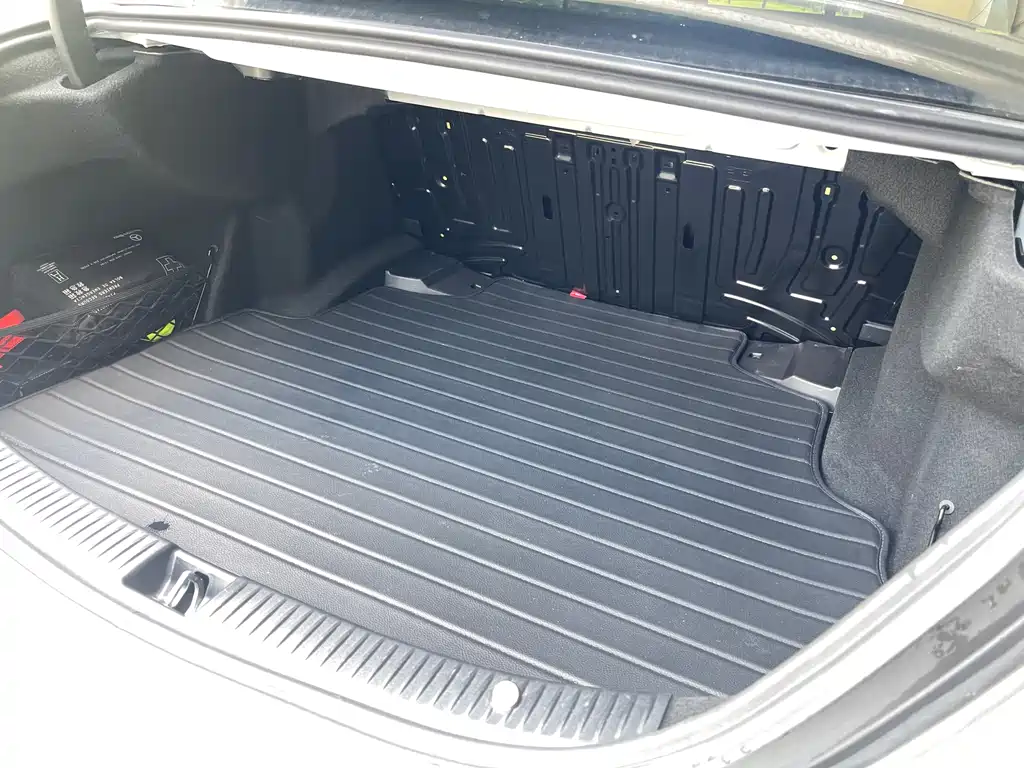 Mercedes-Benz C-Class 2020 — фото 11