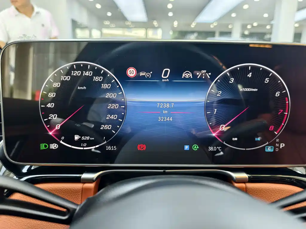 Mercedes-Benz S-Class 2023 — фото 11