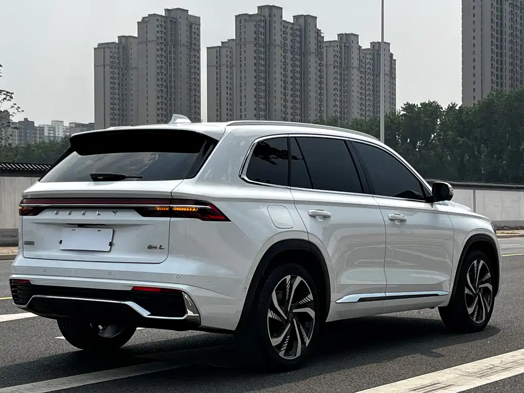 Geely Xingyue L 2022 — фото 4