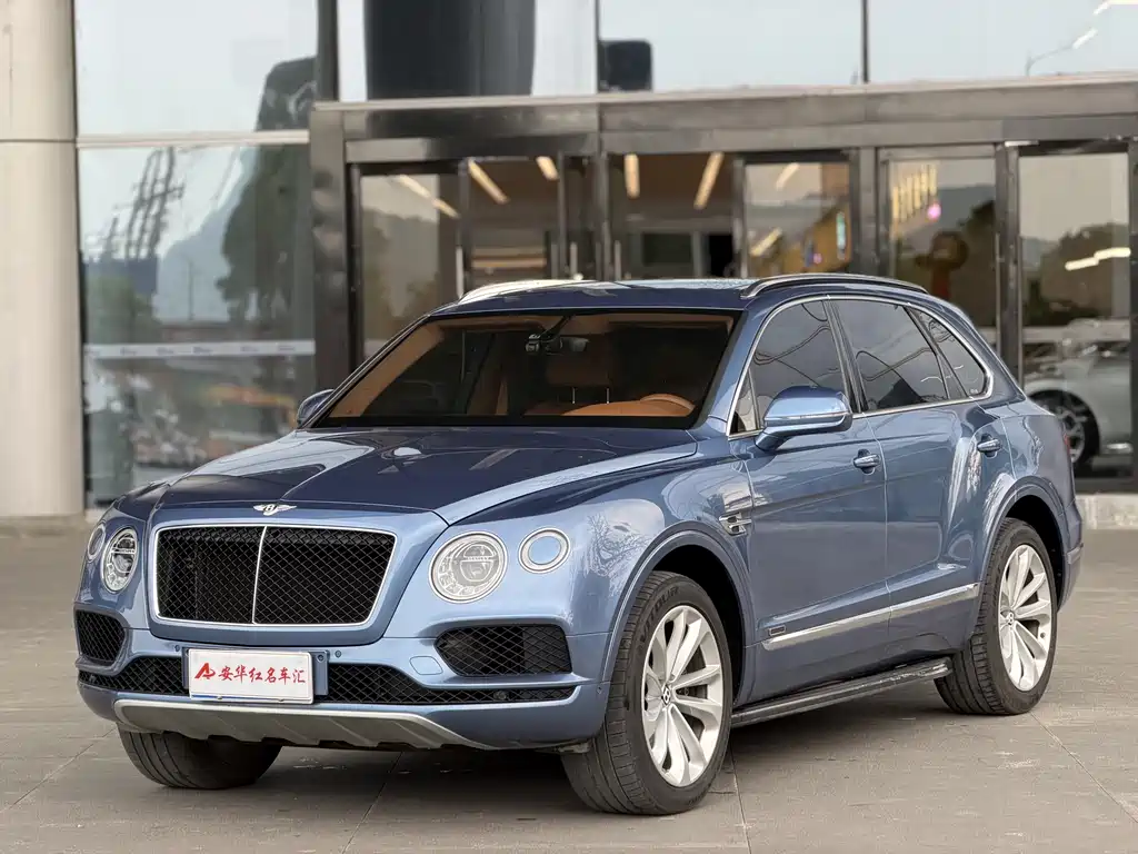 Bentley Bentayga 2019 — фото 1