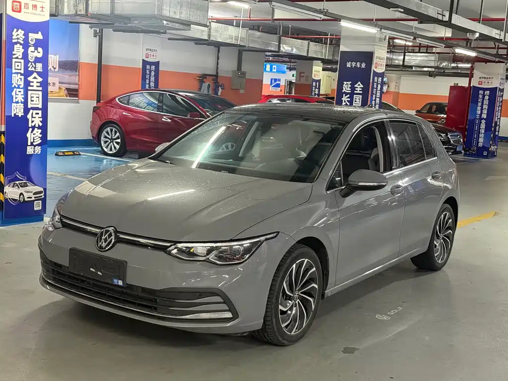 Volkswagen Golf 2024