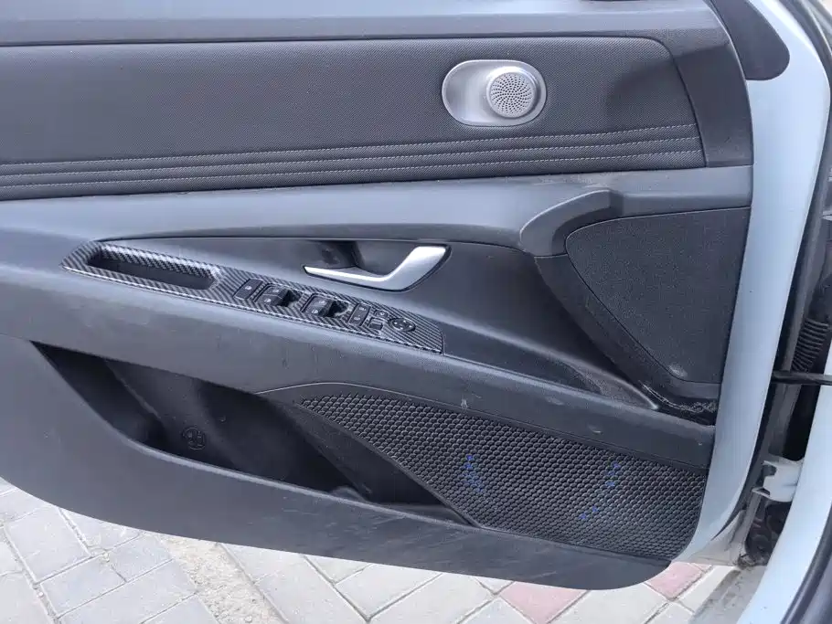 Hyundai Elantra 2021