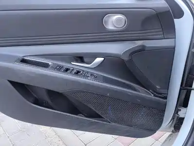 Hyundai Elantra 2021