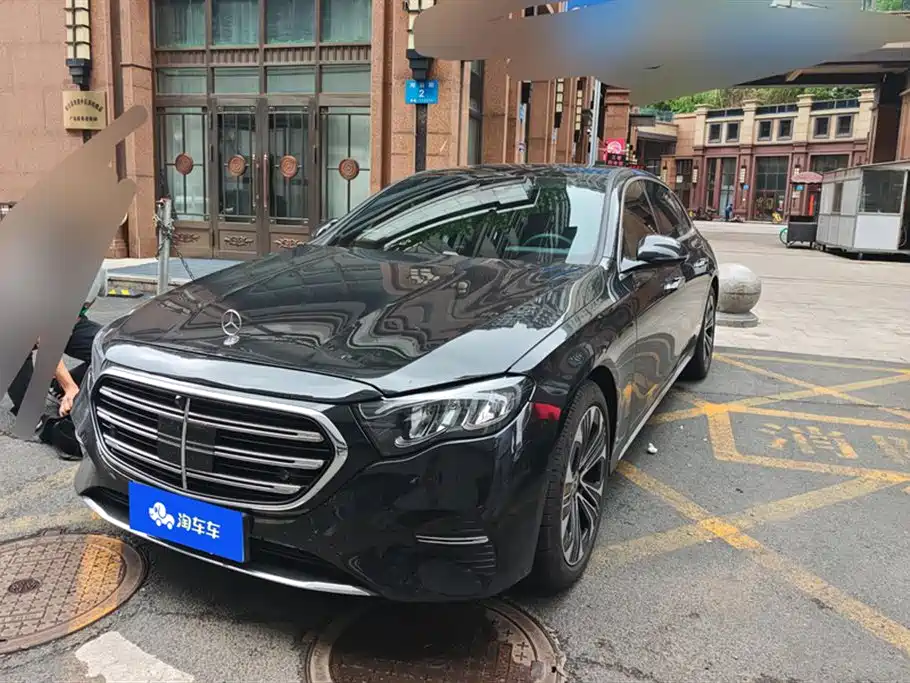Mercedes-Benz E-Class 2025