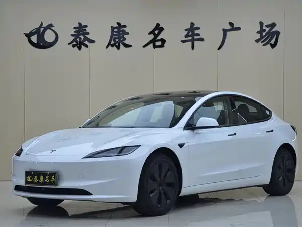 Tesla Model 3 2026