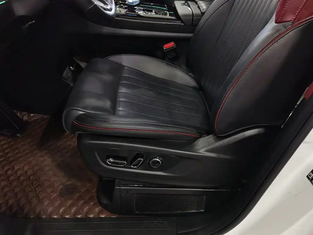 GAC Motor Trumpchi E9 2023 — фото 20