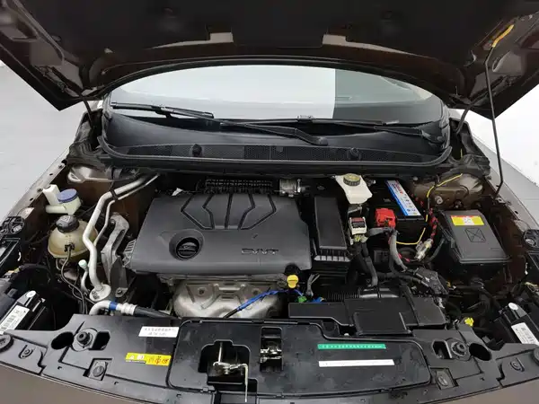 Peugeot 408 2015