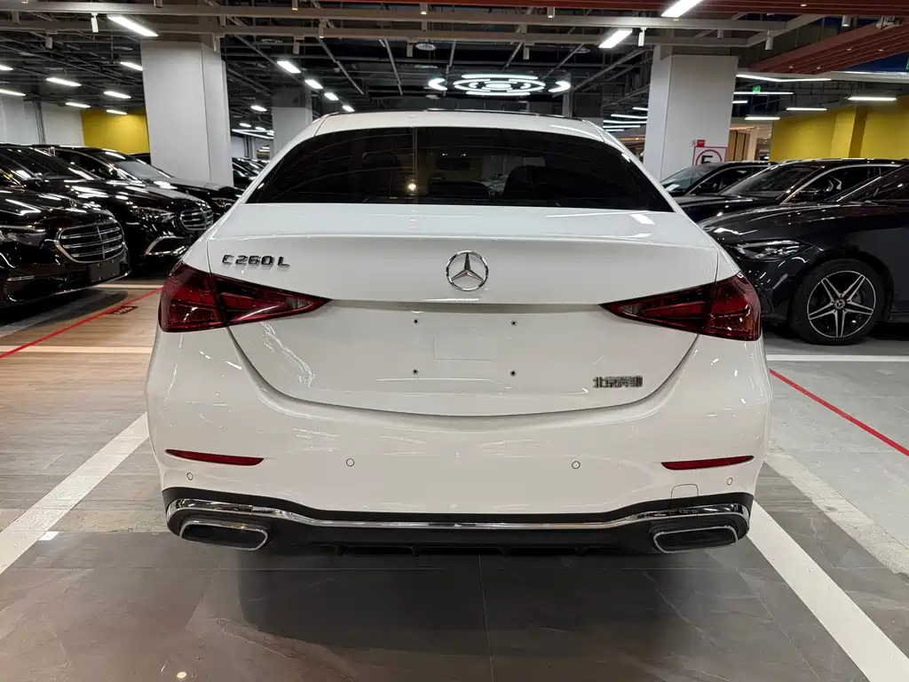 Mercedes-Benz C-Class 2024 — фото 14