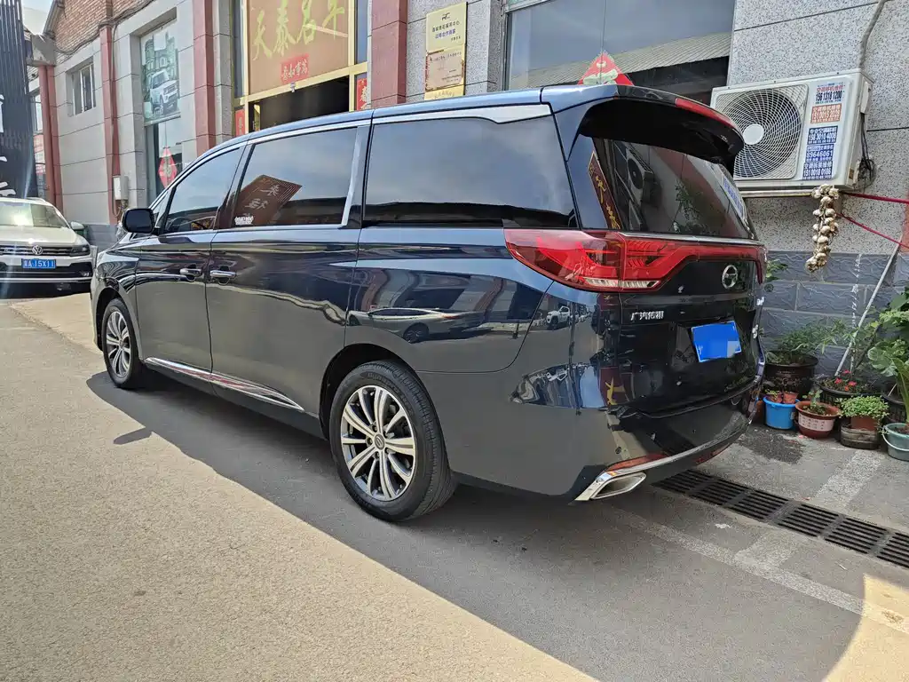 GAC Motor Trumpchi M8 2018 — фото 3