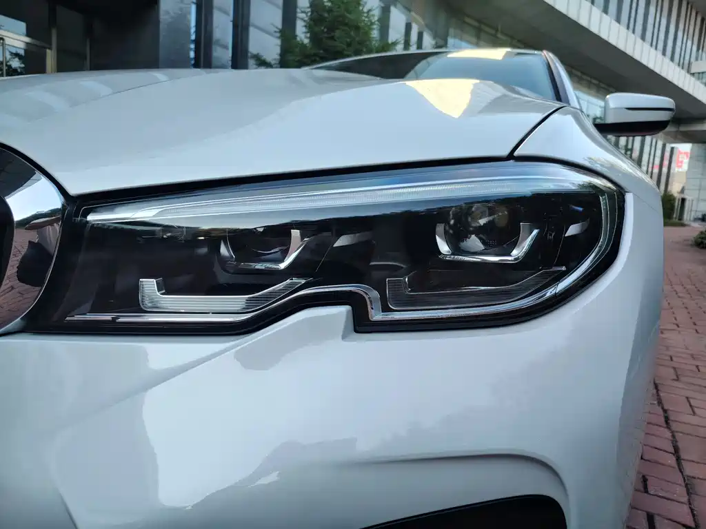 BMW 3 Series 2022
