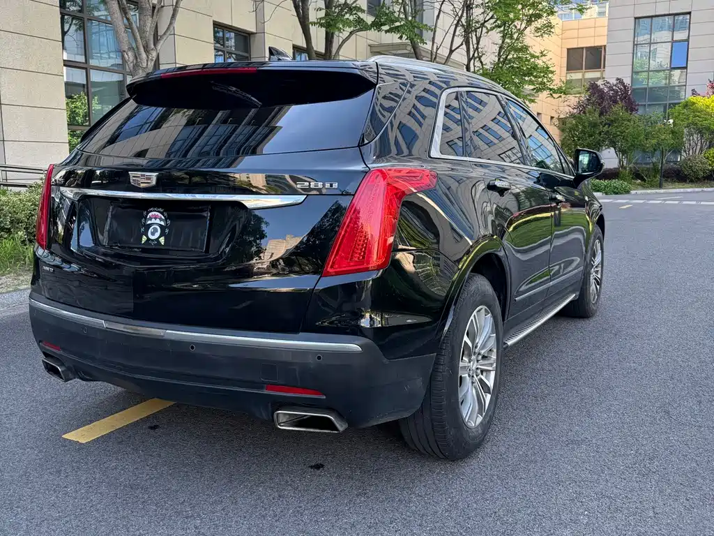 Cadillac XT5 2018 — фото 14