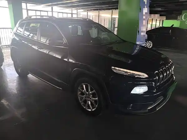 Jeep Cherokee 2018