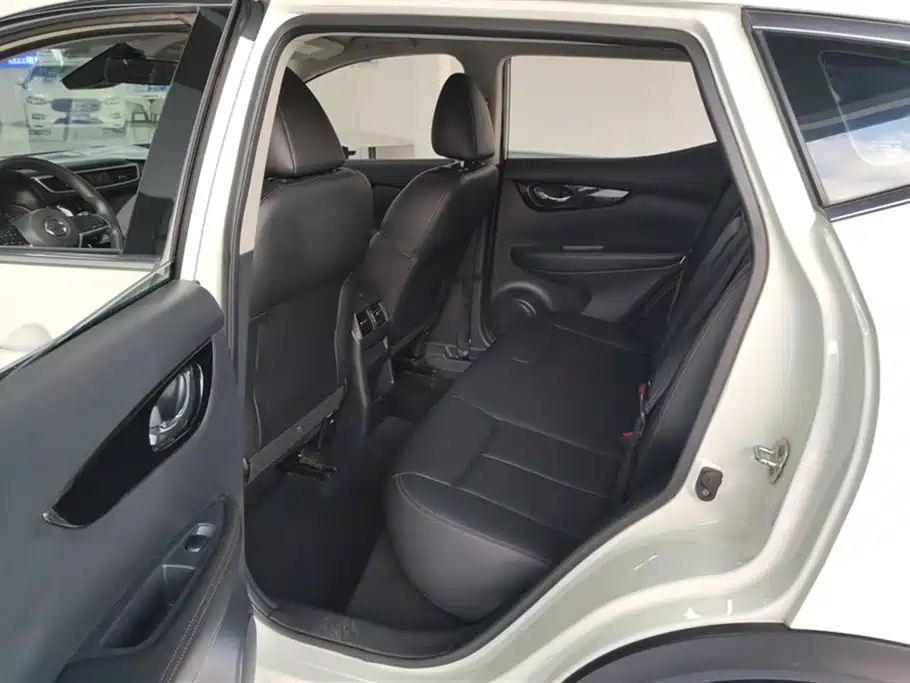 Nissan Qashqai 2022 — фото 11