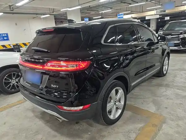 Lincoln MKC 2017