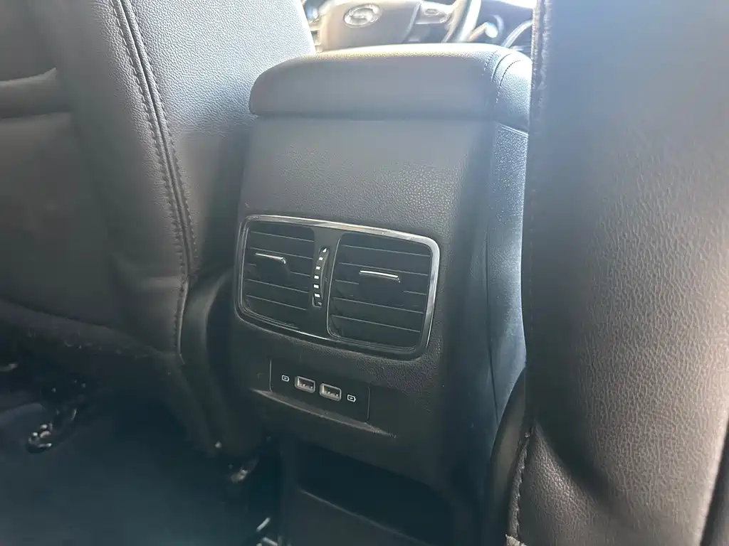 GAC Trumpchi GS4 New Energy 2018 — фото 22