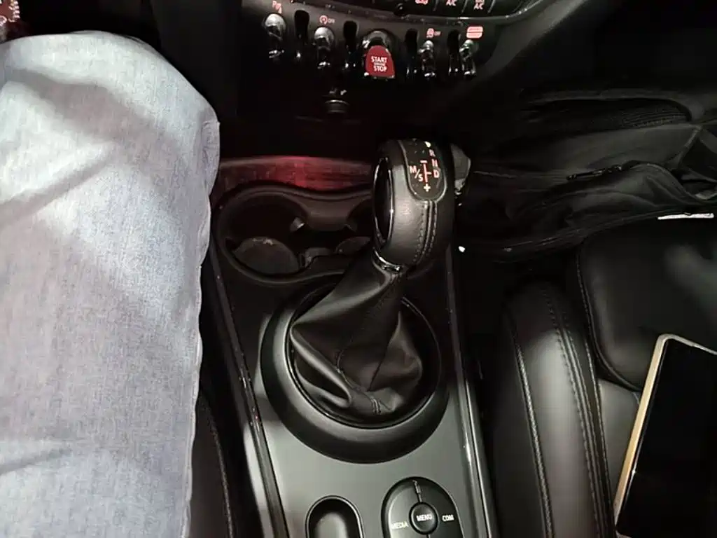 MINI Countryman 2018 — фото 14