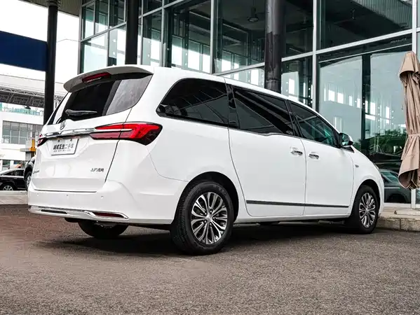 Buick GL8 2021
