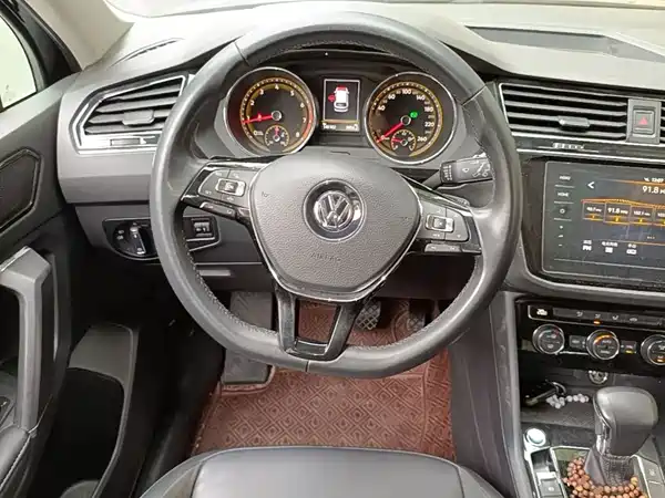 Volkswagen Tiguan L 2020