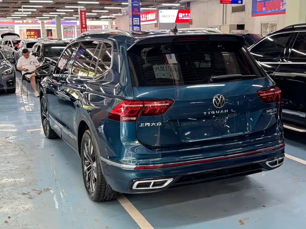 Volkswagen Tiguan L 2022 — фото 3