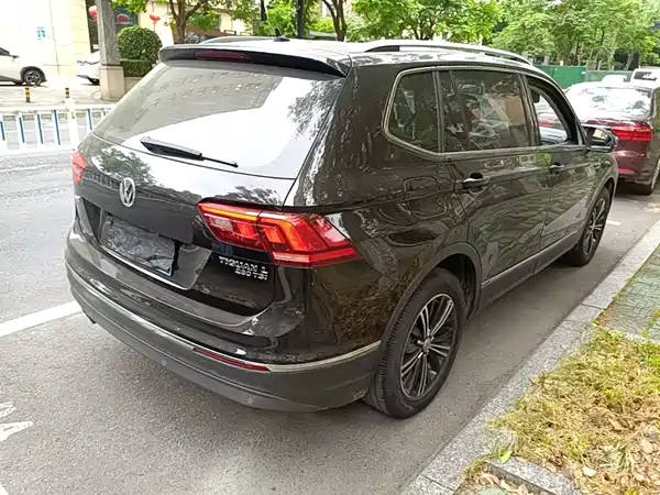 Volkswagen Tiguan L 2020