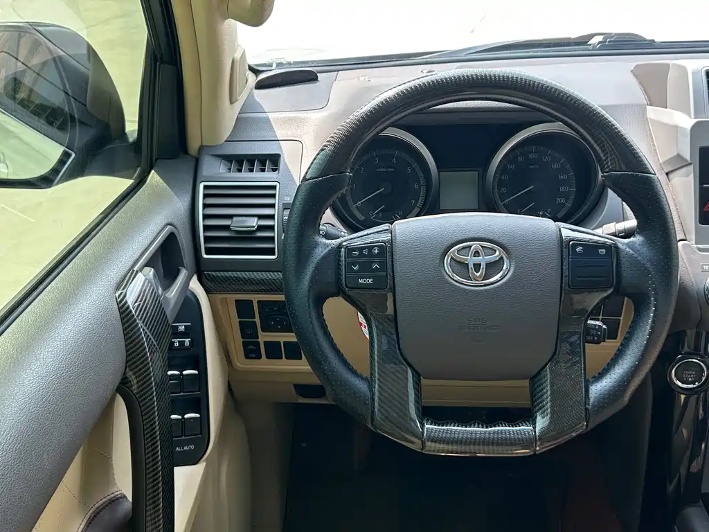 Toyota Prado 2017 — фото 15