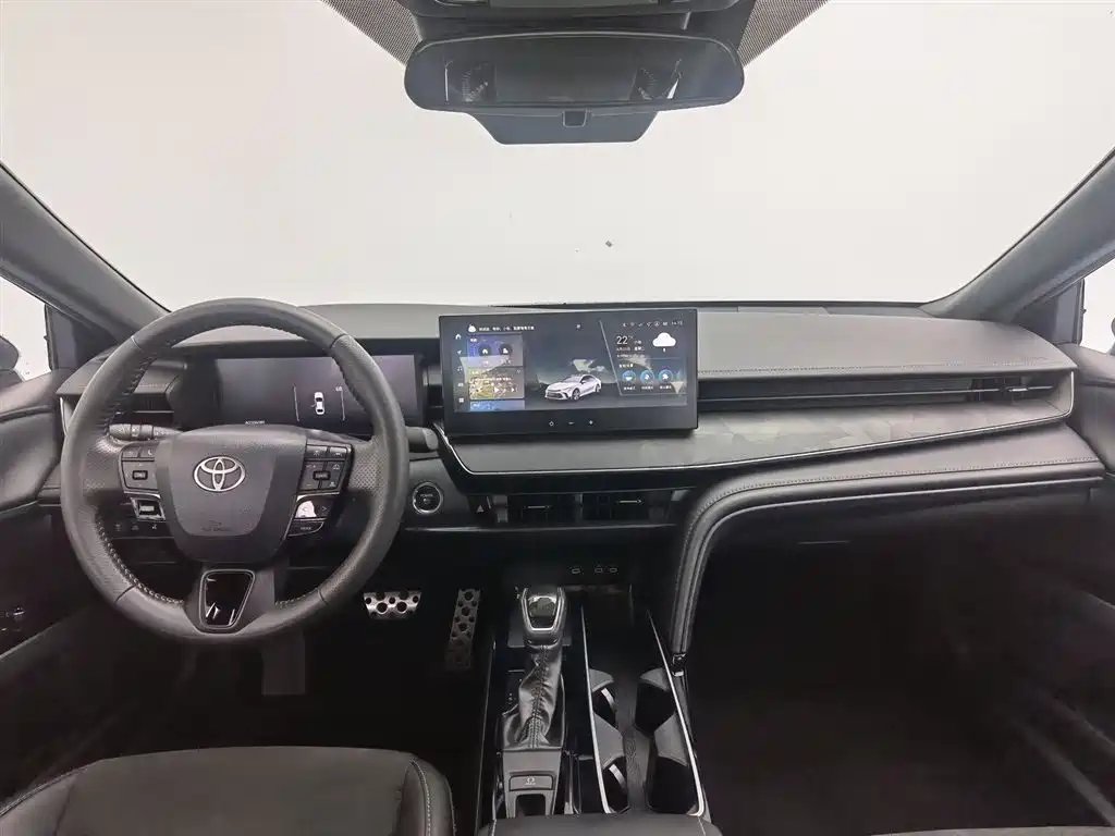 Toyota Camry 2024
