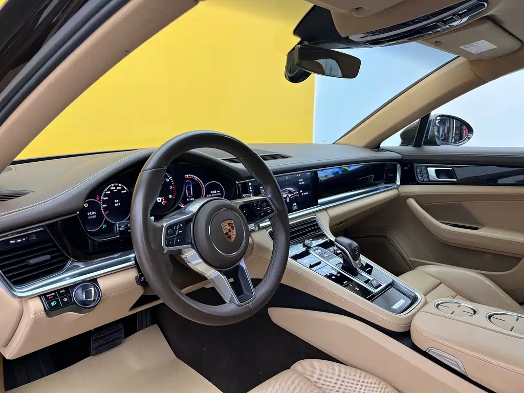 Porsche Panamera 2019 — фото 4