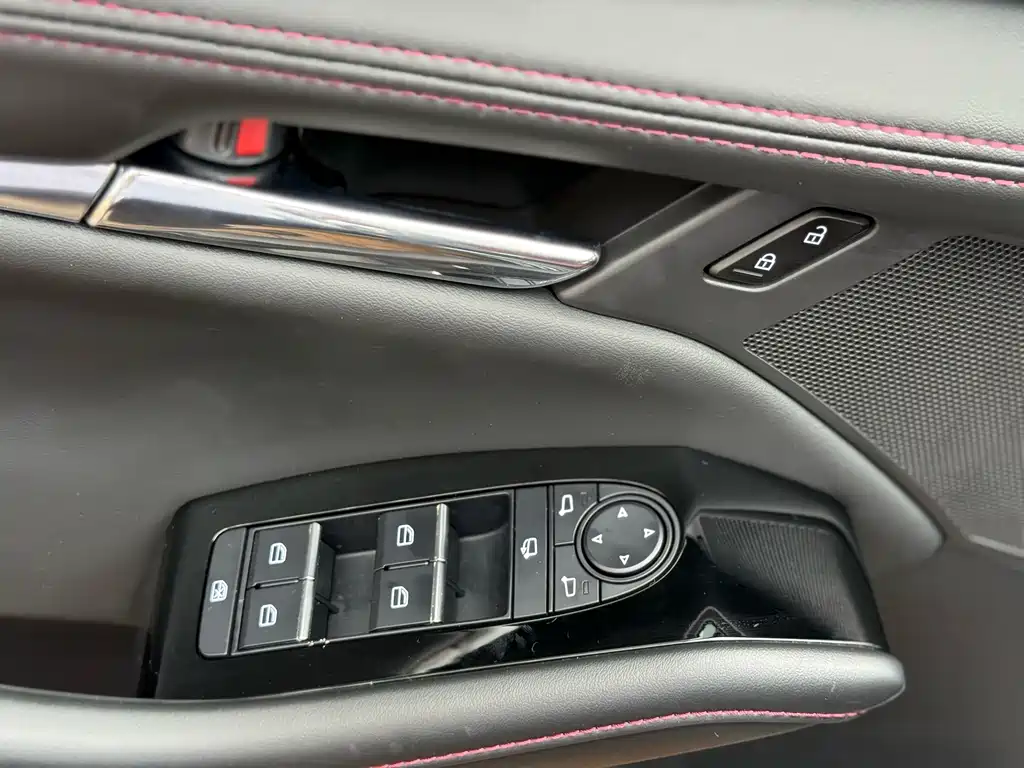 Mazda 3 Axela 2023 — фото 17