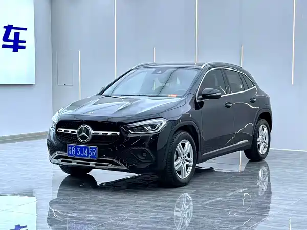 Mercedes-Benz GLA 2023