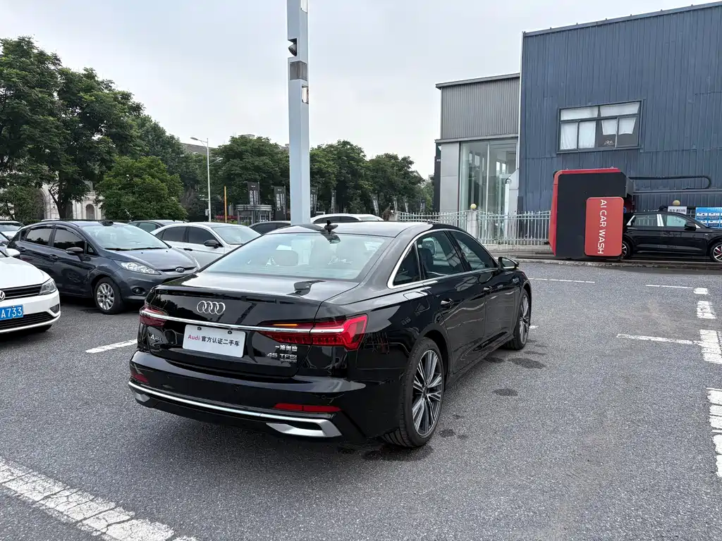 Audi A6L 2025