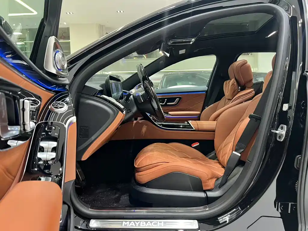 Mercedes-Benz Maybach S-Class 2024