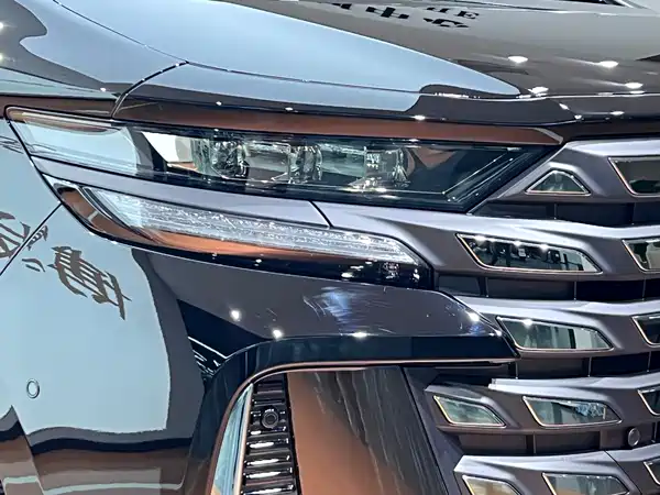 Toyota Vellfire 2025